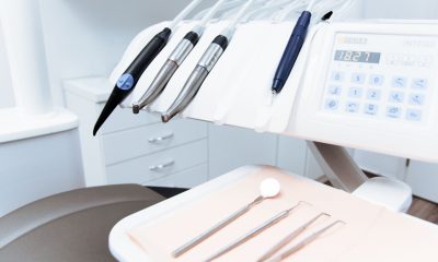 Rutina dentară în 24 de ore: ce faci greșit între periaje